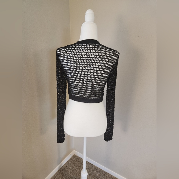 Black Sequin Long Sleeve Sheer Crop Cover - Enhance any top instantly 😃 - Picture 4 of 9